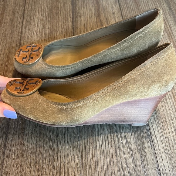 Tory Burch brown suede wedges - Picture 7 of 7